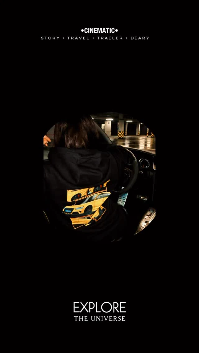 Czarny hoodie z grafiką Audi w stylu cartoon